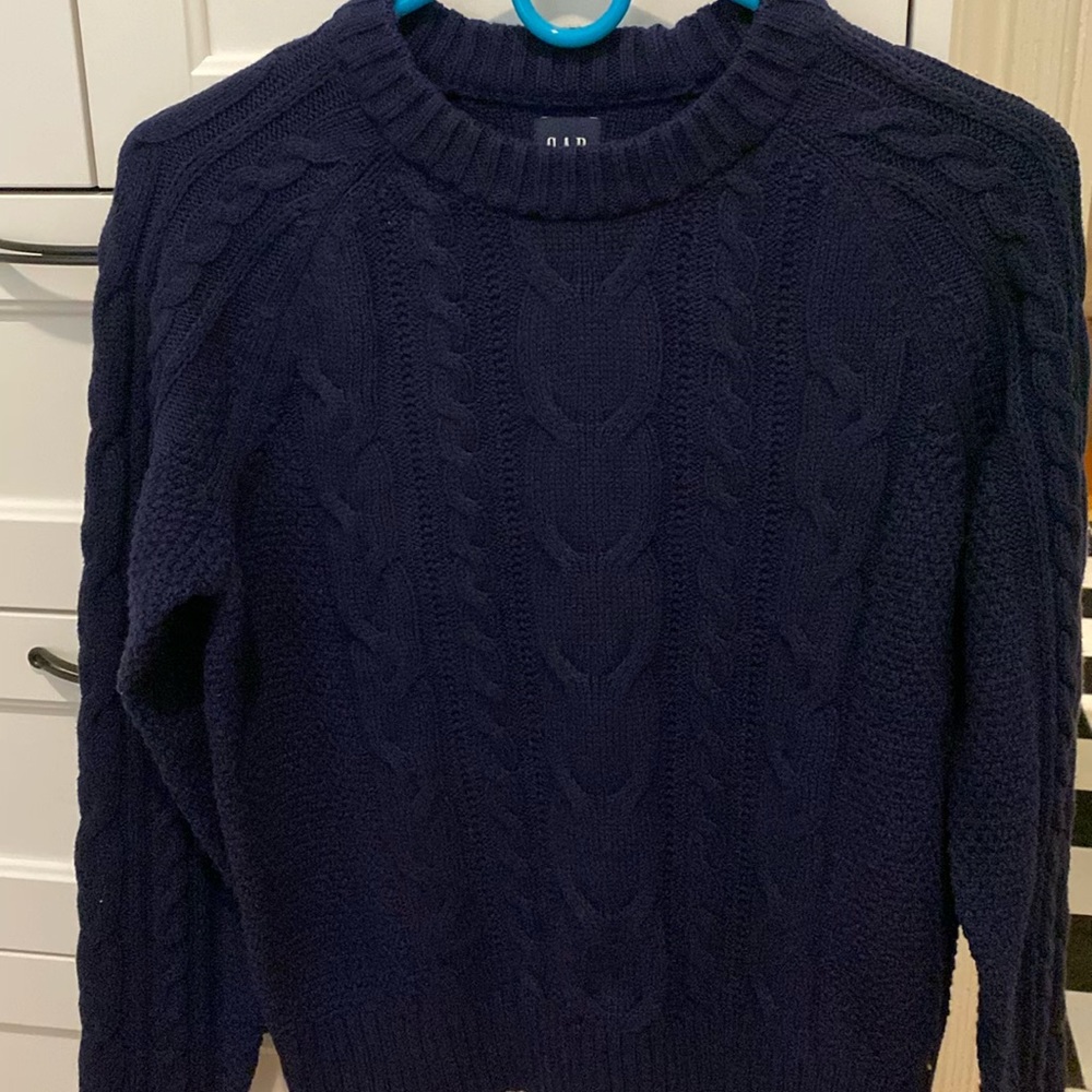 Gap navy blue cotton sweater. Size xs. NEW NEVER WORN.